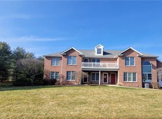 203 Turnberry Ct NE, Warren, OH