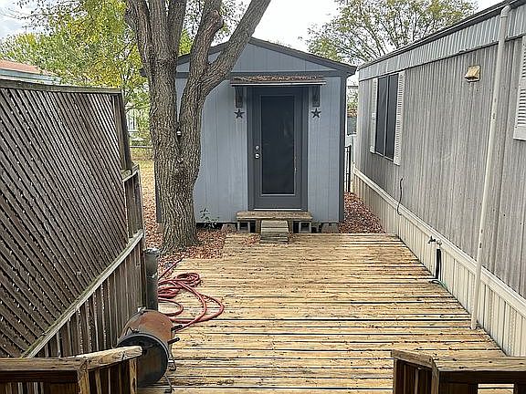 5th image of 120 Oak Crst