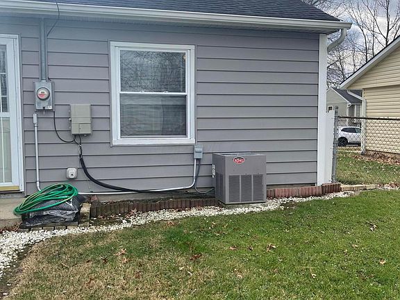 4th image of 1859 Shasta Dr