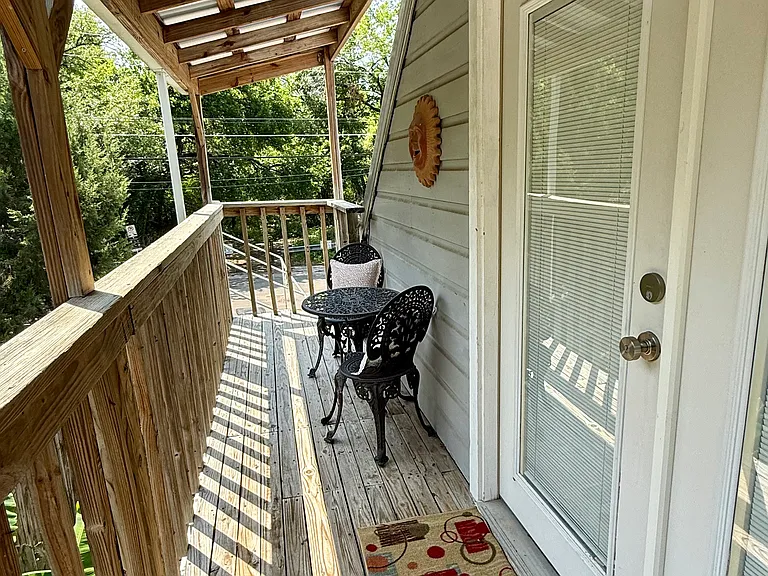 1109 S 6th St #B — Photo 13