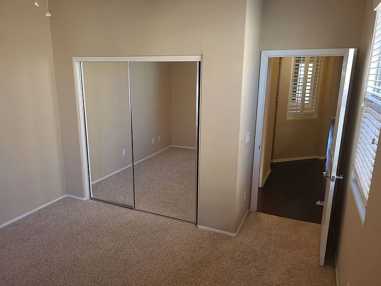 4457 E Carob Dr — Photo 20