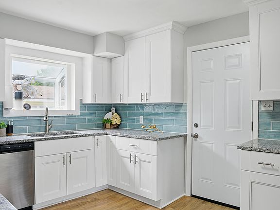 5th image of 4857 Westgrove Rd