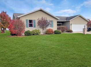 306 Alexis Dr, Milford, IN 46542