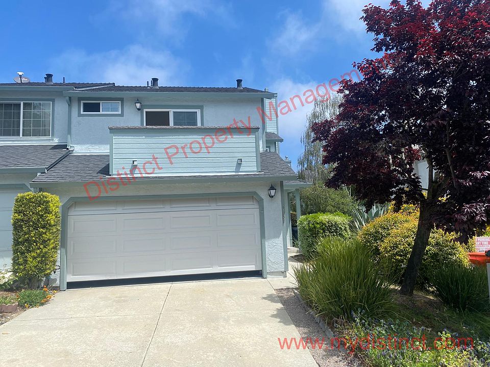 1st image of 2557 Aaron Dr