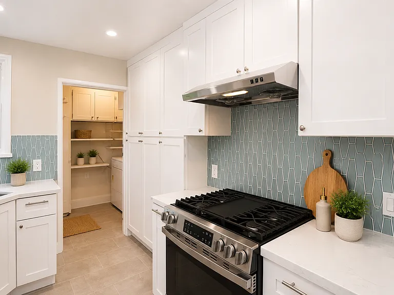 125 Beauforest Dr — Photo 14