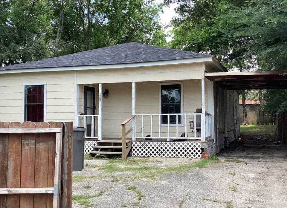 1st image of 209 Hoskins Ave