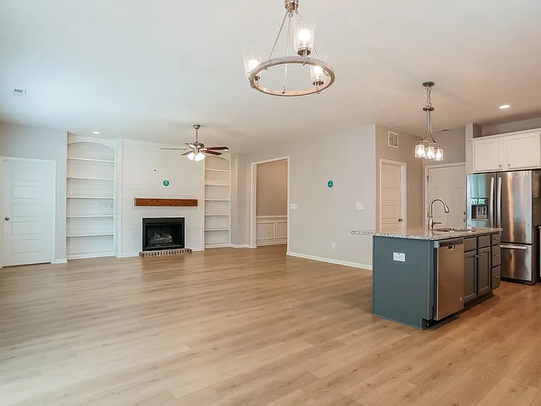 194 W Lumber Ct — Photo 5