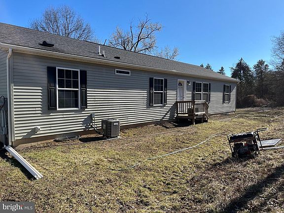 2nd image of 600 Ridge Rd