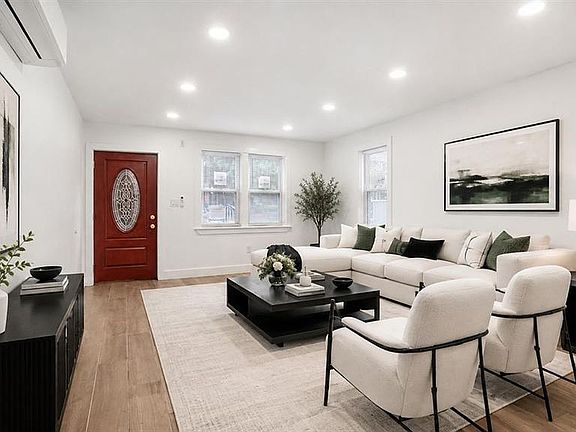 2nd image of 3968 Duryea Ave #1