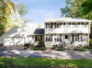 30 Cotswold Way, Avon, CT 06001