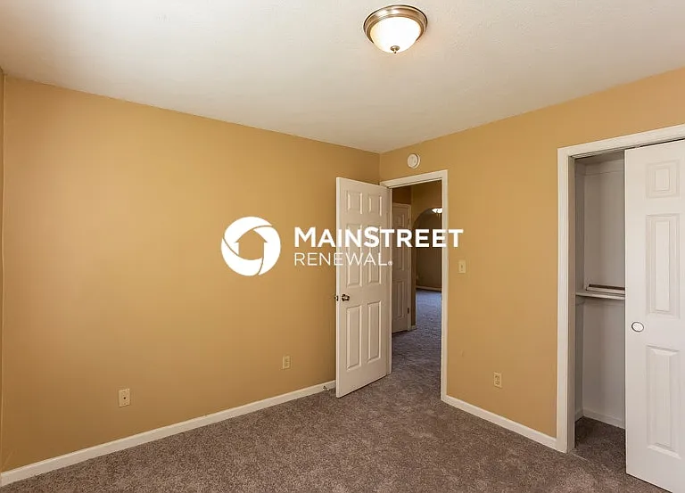 11204 Autumn Creek Ct — Photo 13