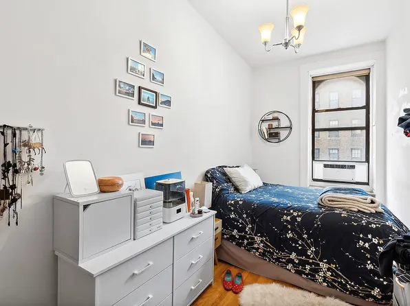 345 West 87th Street image 4 of 10