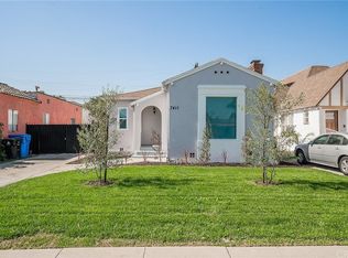 7411 S Hobart Blvd, Los Angeles, CA 90047