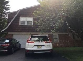 681 Trenton St, New Milford, NJ 07646