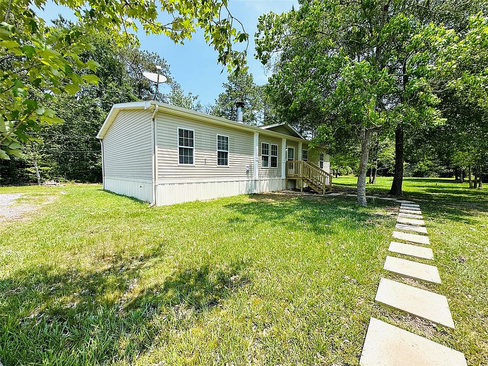 1st image of 2937 Colonial Dr