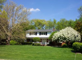 1100 Kingsview Ave, Rochester Hills, MI 48309