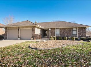 2809 S Cogan Dr, Independence, MO 64055