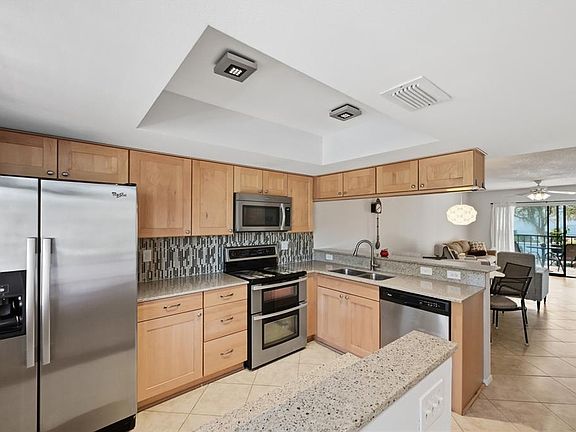 3rd image of 7845 EAGLE CREEK DRIVE