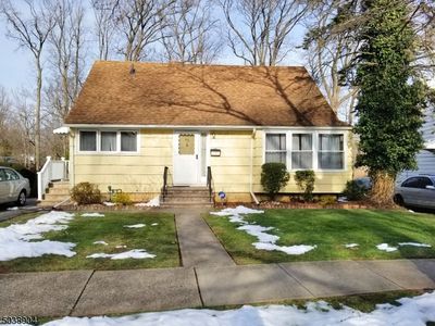 45 Independence Dr, Roselle, NJ, 07203