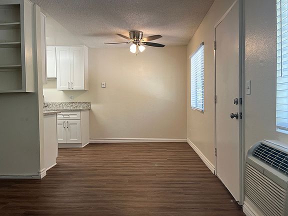 5th image of 4325 Lowell St APT 7