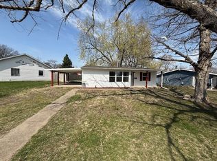 801 Middle St W, Knoxville, IA 50138