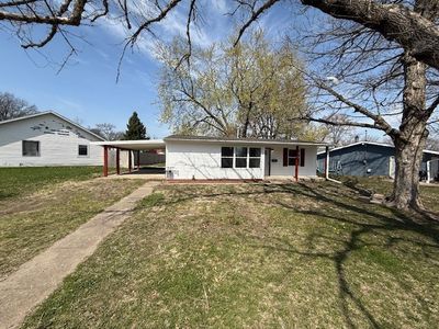 801 Middle St W, Knoxville, IA, 50138