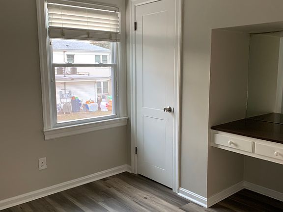 4th image of 624 N 34th St APT G