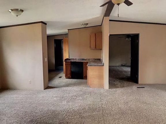 5th image of 3566 University Dr NE