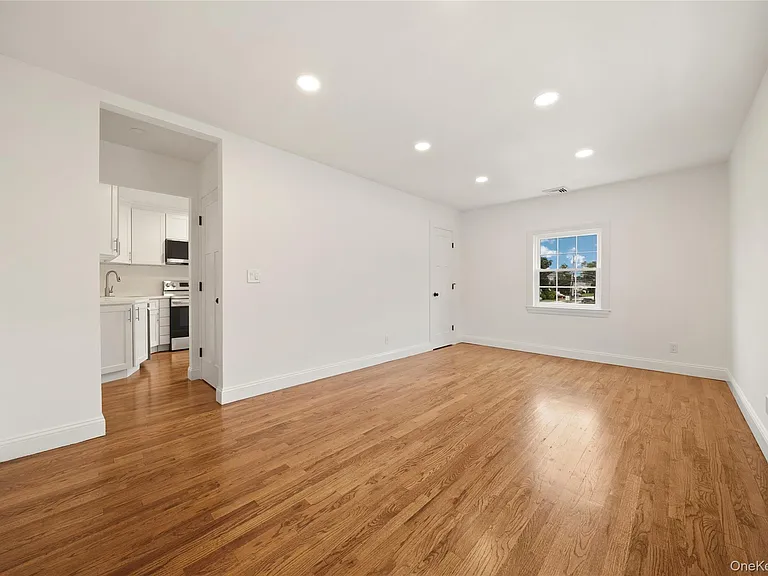 3914 Waverly Ave #2 — Photo 4