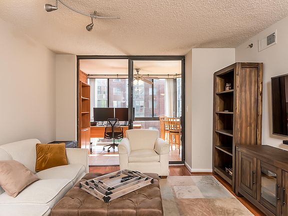 2nd image of 1024 N Utah St APT 417
