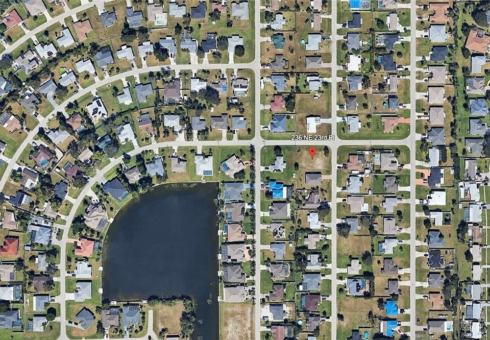 2nd image of 236 NE 23rd Pl