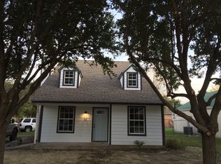 108 Marvin Gdns, Waxahachie, TX 75165