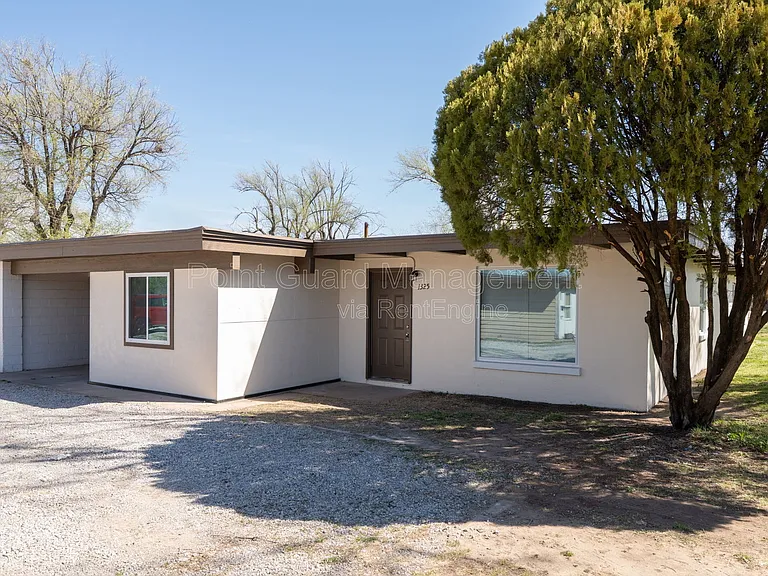 1335 W Dora St #1335 — Photo 23