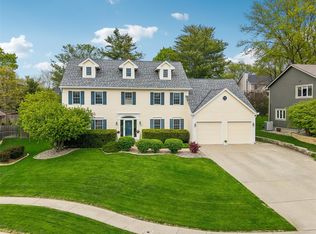 2613 Crown Flair Dr, West Des Moines, IA 50265