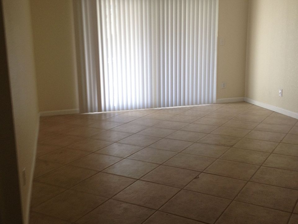 2nd image of Indian River Blvd