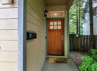 9817 N Clarendon Ave, Portland, OR 97203