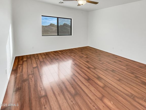 5th image of 17649 W YOUNG Street