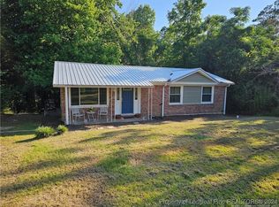 399 Farmers Rd, Fayetteville, NC 28311