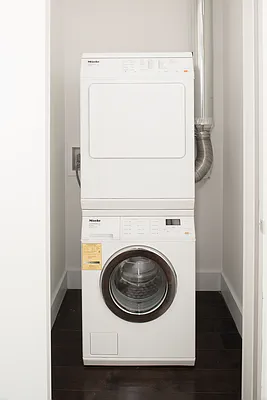 Rented by 25 Broad (LCOR) | media 8