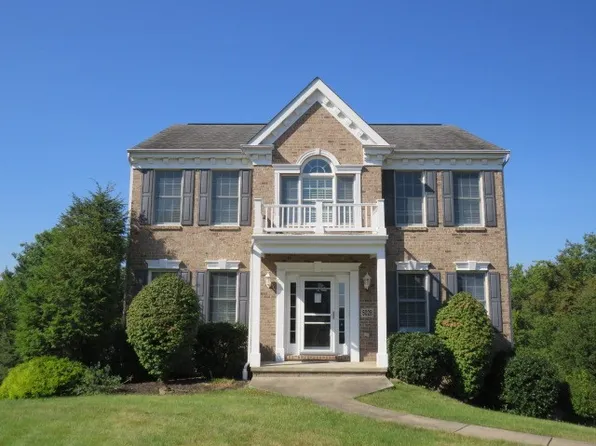 5028 Stags Leap Ln, Coraopolis, PA 15108