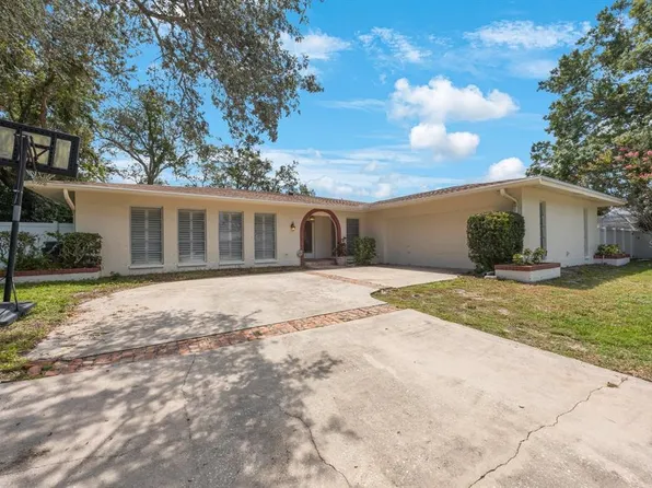 1655 Sheffield Dr, Clearwater, FL 33764