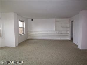 5th image of 13710 Shaker Blvd APT 906