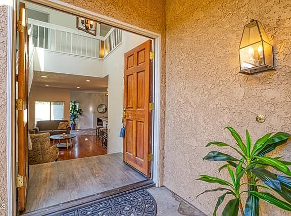 3rd image of 4888 Elderberry Ave
