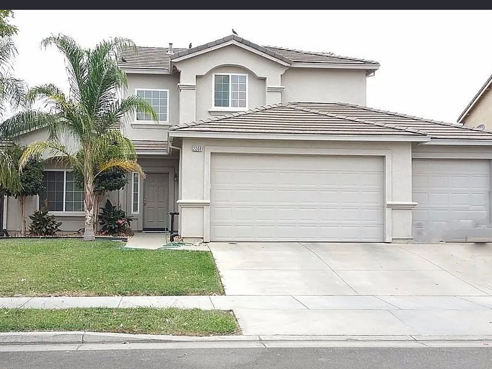 1st image of 2268 Claremont Way