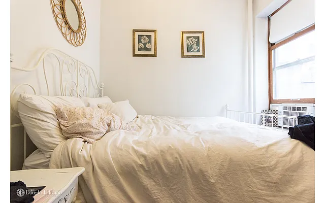 Rented by Douglas Elliman | media 21