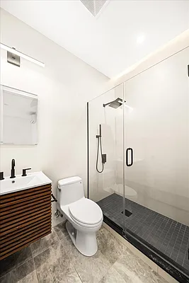 Rented by SERHANT. | media 9