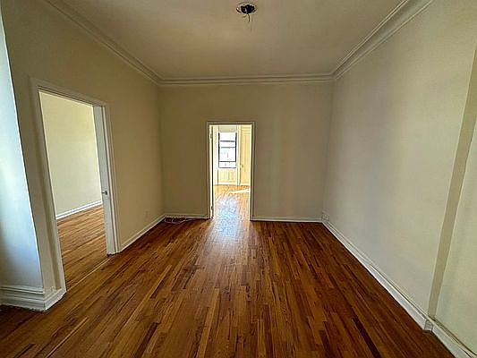 2nd image of 35 Graham Ave APT 4D