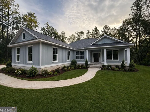 200 Canoe Run, Woodbine, GA 31569