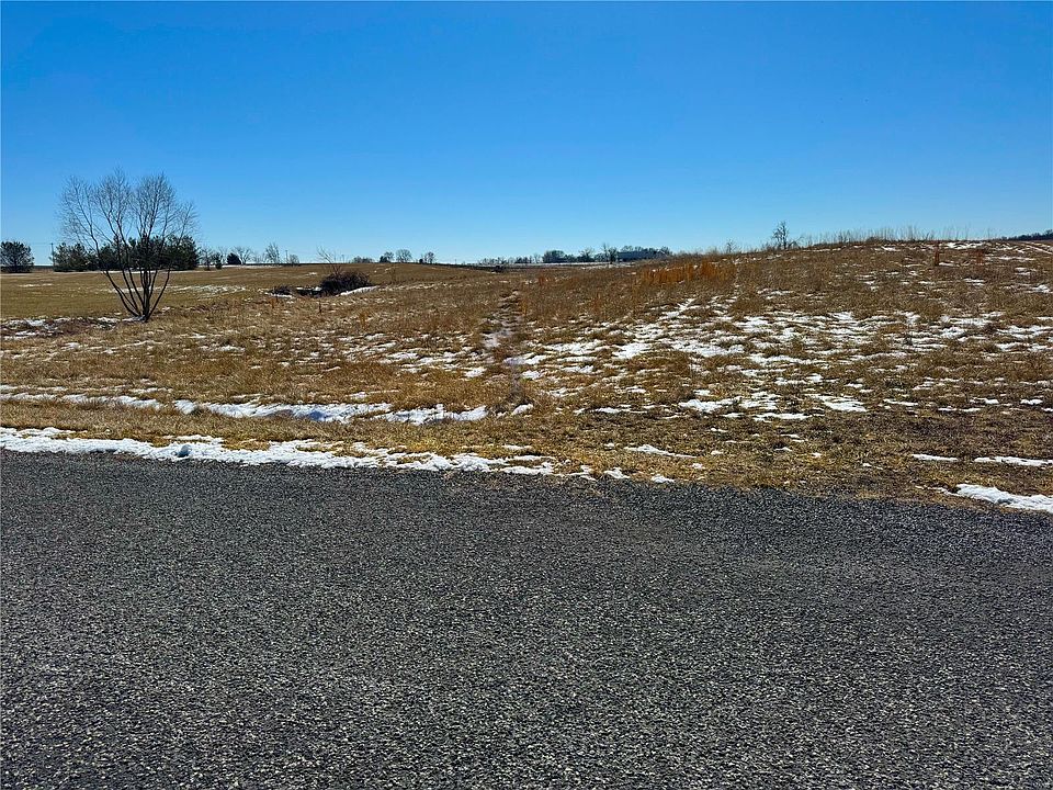1st image of 926 Virginia Dr