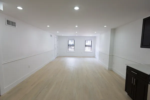 Rented by Owner | media 10